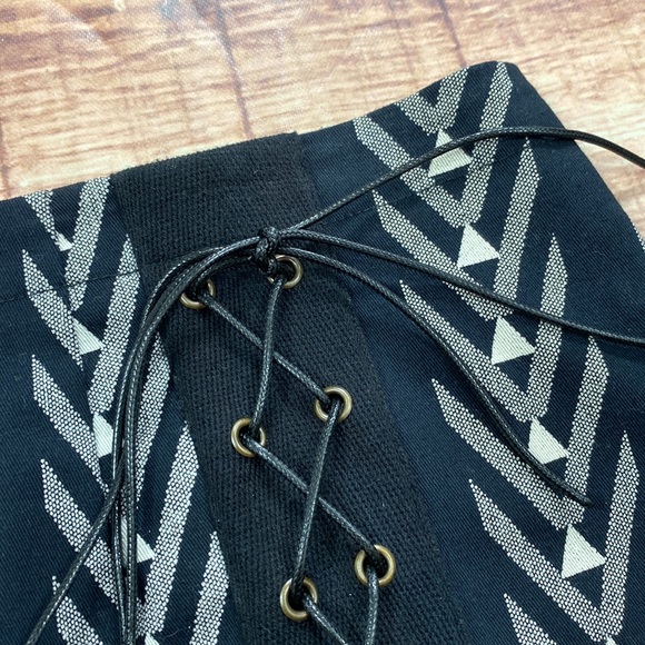 SOLD Aztec Skirt by Rock N Roll Cowgirl Western - Picture 4 of 8